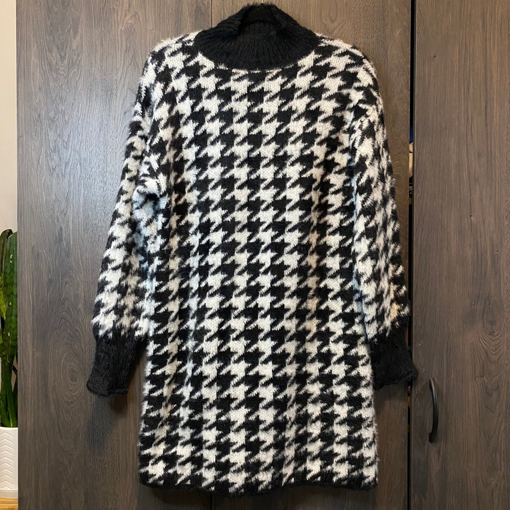 SO Goods For Life Black White Houndstooth Fuzzy Mock Neck Sweater Dress Womens M